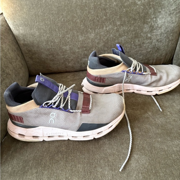 Stylish Women's Sneakers in Gray and Purple - Picture 2 of 7